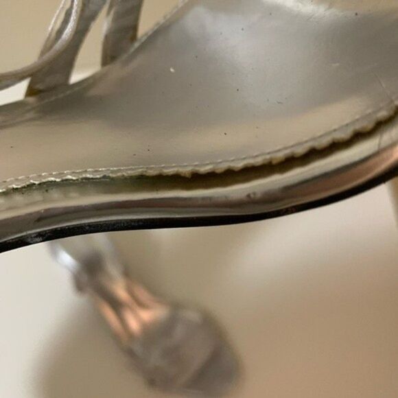 Touch‎ of Nina Silver Strappy Heels Size 7 - Picture 4 of 5